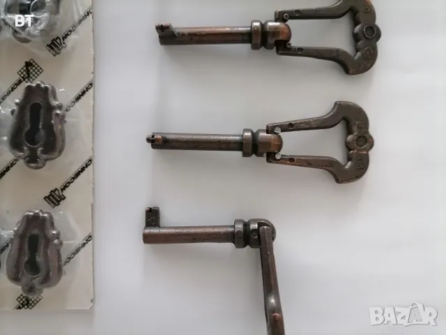 Ретро винтидж дръжки за шкафове, скринове и ключета, снимка 2 - Други - 48665952
