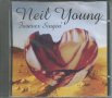 Neil Yonng-Forever Singin, снимка 1 - CD дискове - 35763623