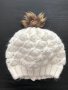 Бяла зимна шапка, снимка 1 - Шапки - 39996111