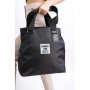 Спортно-елегантна дамска чанта за през рамо в стилен дизайн