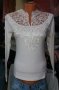УНИКАЛНО КРАСИВА бяла блуза с дантела и на гърба, снимка 1