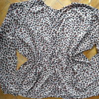 Дизайнерска блуза в леопардова шарка "ellos"® / много голям размер , снимка 3 - Блузи с дълъг ръкав и пуловери - 36237665