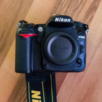 Продавам DSLR Nikon d7000, снимка 2 - Фотоапарати - 44827690