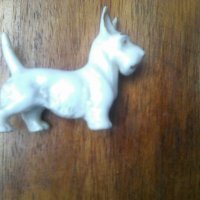 Стара статуетка порцеланово кученце, снимка 1 - Колекции - 38772269