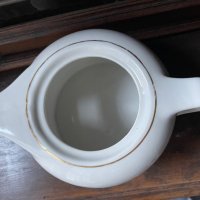 Чайник, български порцелан, снимка 2 - Сервизи - 39615721