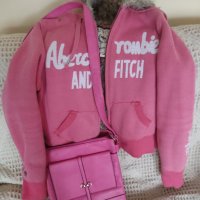Розово яке с качулка Albercrombie and Fitch и чанта, снимка 1 - Якета - 40875580