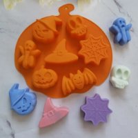 7 големи Хелоуин Halloween тиква череп паяжина прилеп дух силиконов молд форма шоколад гипс сапун, снимка 1 - Форми - 38483283