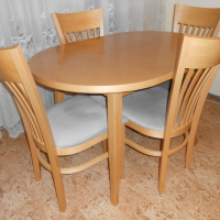 Комплект маса със столове,масив бук, снимка 1 - Маси - 44679818