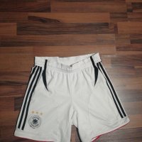 Гащи Adidas , снимка 1 - Къси панталони - 40938703