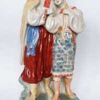 Стара Съветска Порцеланова Статуетка "Майска нощ"  1970-те, снимка 1 - Антикварни и старинни предмети - 41206733