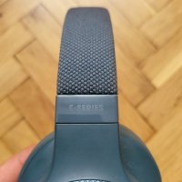 JBL E65 BT NC Слушалки, снимка 5 - Bluetooth слушалки - 41564519