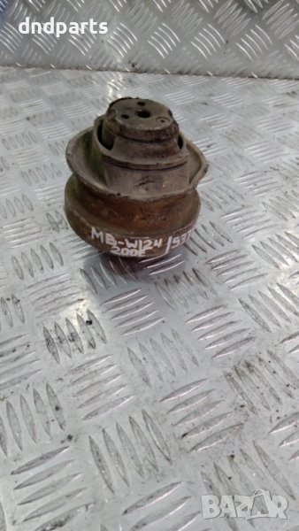 Тампон двигател Mercedes 124,200E,1990г., снимка 1