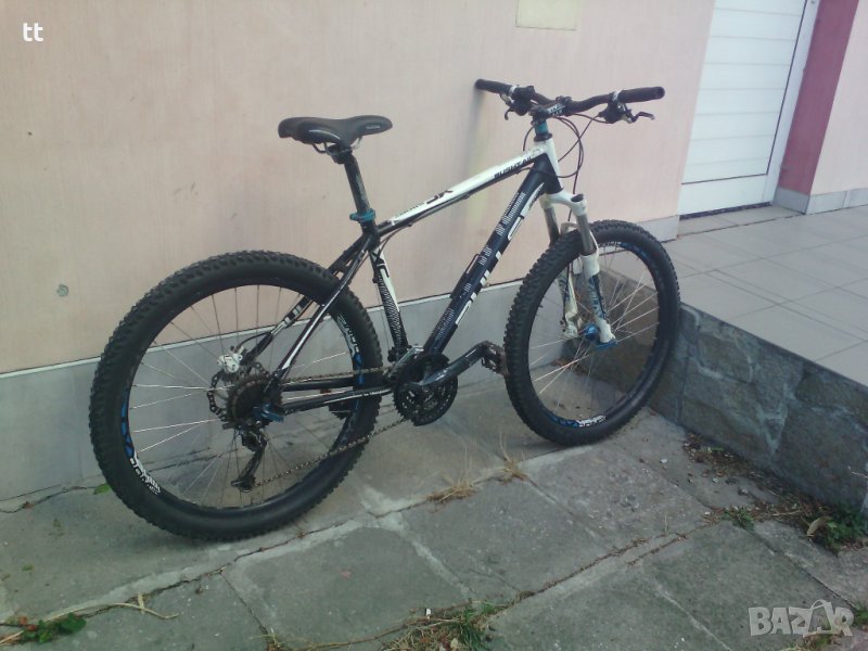 26.цл.BULLS.BUSHTAIL.плнски.влспд, снимка 1