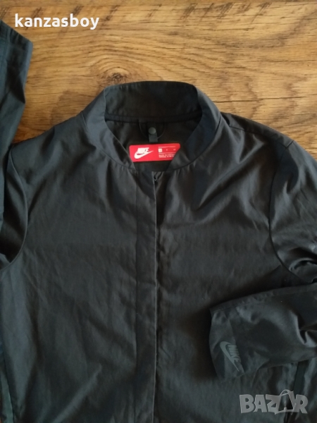 nike - страхотно дамско яке КАТО НОВО, снимка 1