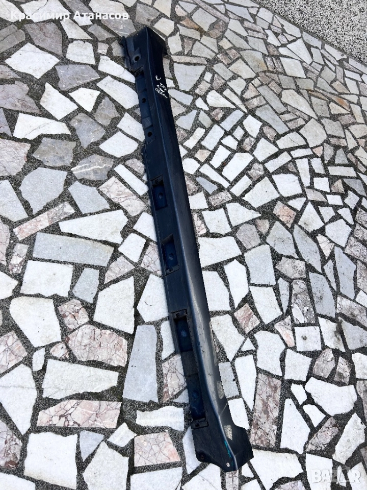 75850-05020. Праг пластмасов  десен за Тойота Авенсис T27. Седан. 2009-2014г. Седан. 75850-05010, снимка 1