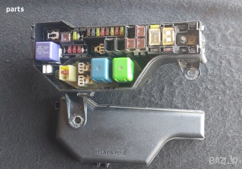 Бушонна Кутия и Релета Лексус ИС200 - Lexus IS200 N, снимка 1