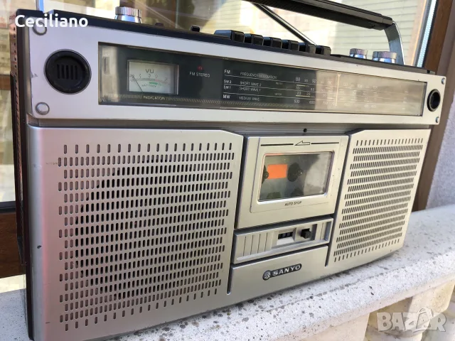 Радиокасетофон SANYO M-9922K (Japan), снимка 3 - Радиокасетофони, транзистори - 55790438
