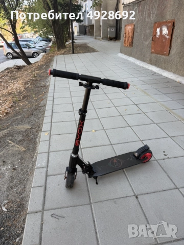 Черна тротинетка