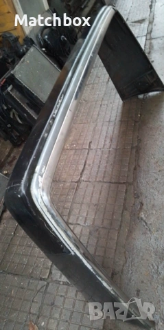 Задна броня за Мерцедес 124 седан, снимка 5 - Части - 49973490