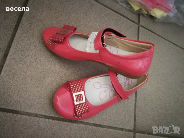 Обувки за момиче цвят диня. 31,33,34,36, снимка 2 - Детски обувки - 41996670