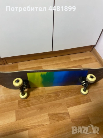 Продавам скейтборд, снимка 3 - Скейтборд, ховърборд, уейвборд - 53010143