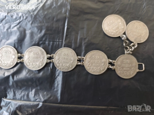 Стара гривна от сребърни Царски монети, снимка 3 - Гривни - 52790761