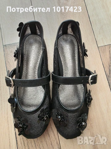 Детски обувки тип пантофки с цветя, снимка 2 - Детски обувки - 50698575