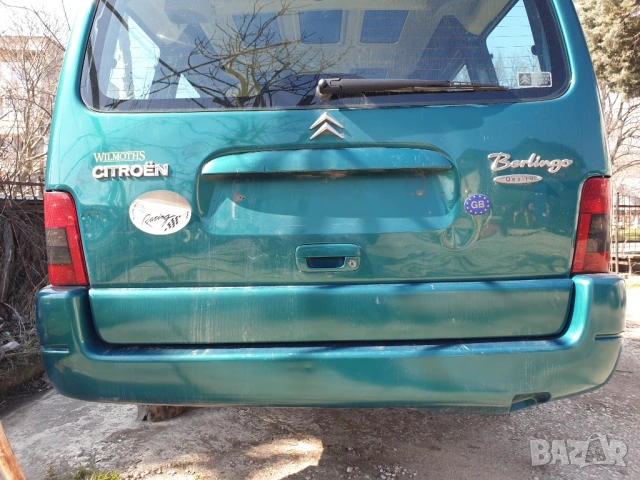 Peugeot Partner Citroen Berlingo заден стоп ляв десен комплект