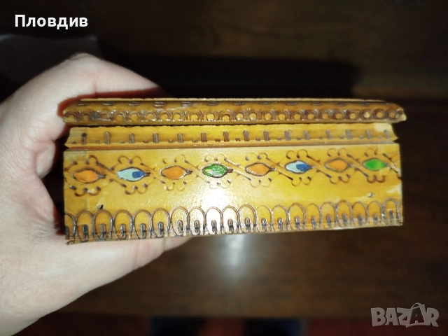 Стара дървена кутия , снимка 11 - Антикварни и старинни предмети - 52290018