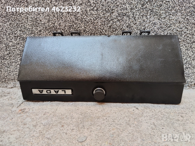 Капак за жабка ВАЗ 2105, снимка 7 - Части - 52354757