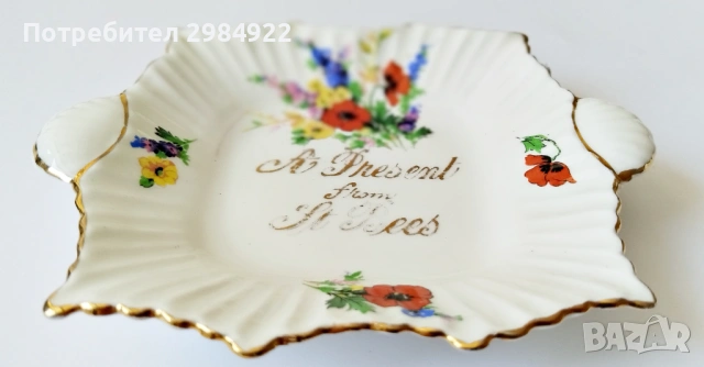 Винтидж чиния от фин костен порцелан с флорален мотив от Taylor and Kent, Стафордшир, Англия, снимка 2 - Антикварни и старинни предмети - 53449645
