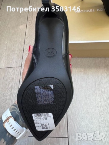 Чисто нови Michael Kors само пробвани, снимка 3 - Дамски боти - 53194478