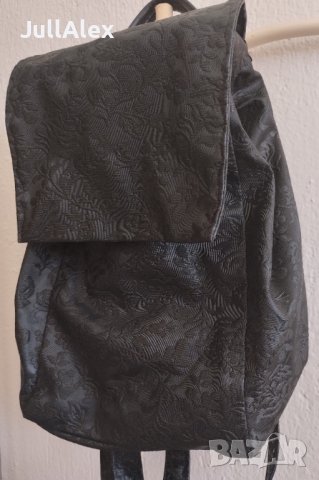 Дамска кожена раница, снимка 4 - Чанти - 42429949