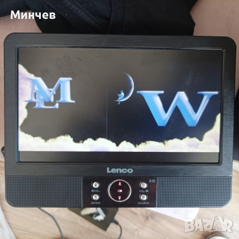 Портативно DVD LENCO 9", снимка 3 - Плейъри, домашно кино, прожектори - 51864386