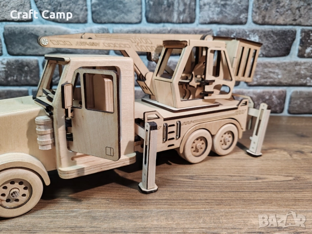 Дървен модел на камион – Вишка / Автовишка – Craft Camp, снимка 14 - Коли, камиони, мотори, писти - 52774936