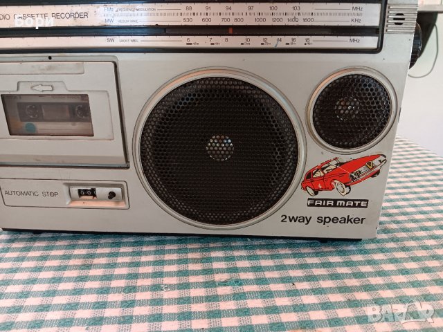 Радиокасетофон, снимка 3 - Радиокасетофони, транзистори - 42002978