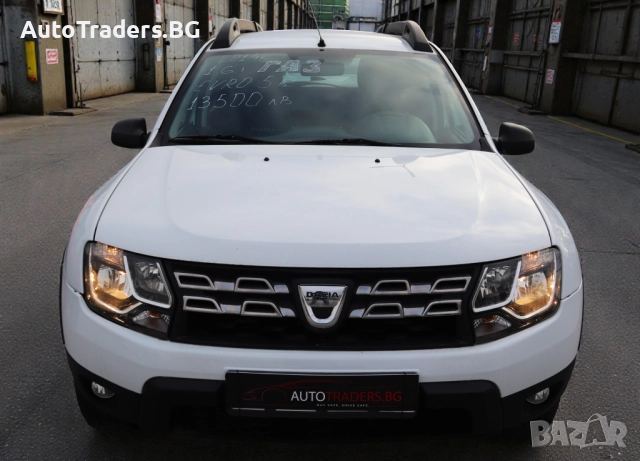 Dacia Duster 1.6 Газ/Бензин, снимка 8 - Автомобили и джипове - 52772541