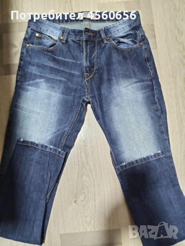 Мъжки дънки размер 42