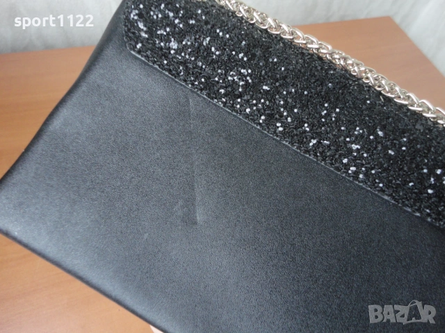 Guess/оригинална малка чантичка, снимка 5 - Чанти - 53707503