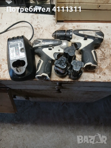  Makita 2 бр Винтоверти ,зарядно и 2 бр батерии