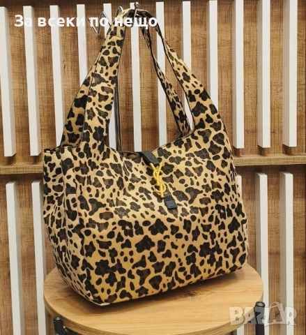 Yves Saint Laurent Дамска Чанта - Налични Различни Цветове Код SK381, снимка 3 - Чанти - 52854154