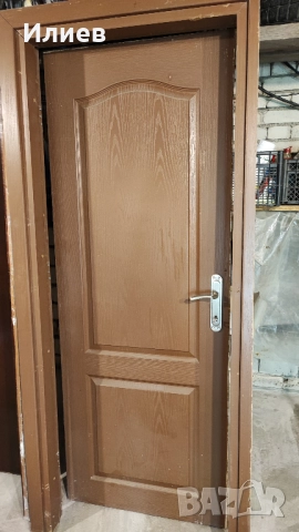 Две врати с каси и первази 80х200 см., снимка 5 - Интериорни врати - 44657064