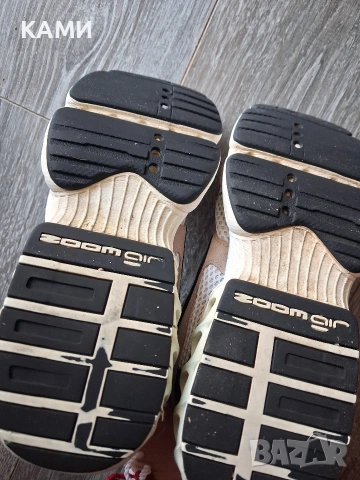 Nike air zoom детски маратонки 25.5, снимка 11 - Детски маратонки - 53776126