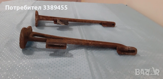 Чугунени стойки. , снимка 3 - Антикварни и старинни предмети - 53666360