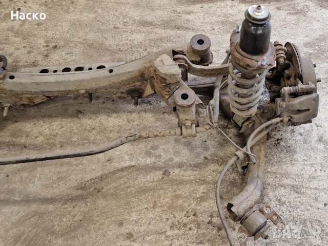 Заден Мост Toyota Avensis T25 Station Wagon Тойота Авенсис Т25 Комби 2003-2008, снимка 3 - Части - 53310393