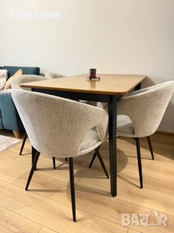 Красива, удобна и много стабилна трапезарна маса, снимка 2 - Маси - 52445481