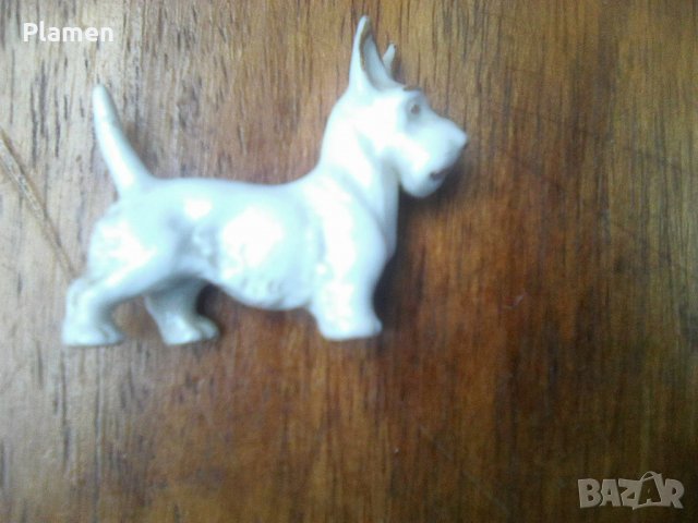 Стара статуетка порцеланово кученце, снимка 1