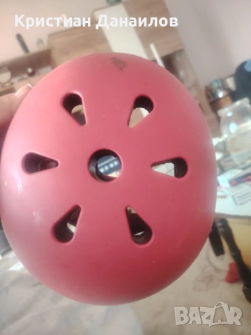 Детска каска за колело Ferrari , снимка 2 - Велосипеди - 53865613