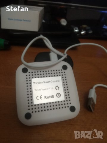 Продава tuya wifi zigbee 3.0 gateway hub, снимка 2 - Друга електроника - 38969528