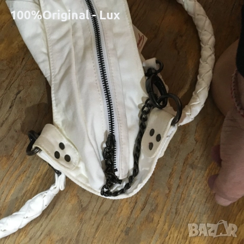 Разпродавам-DIESEL-Оргинал.Маркова нова., снимка 5 - Чанти - 52581819